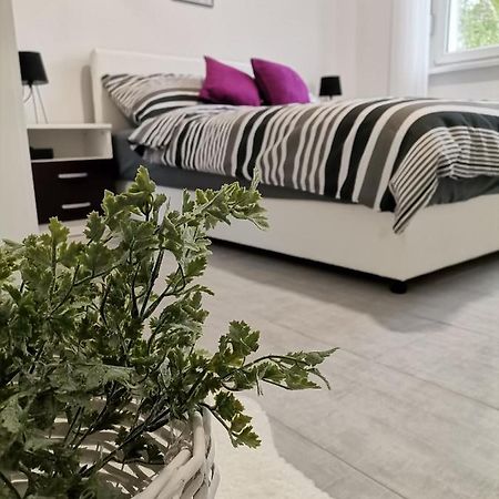 Apartman Maki Sombor Exterior foto